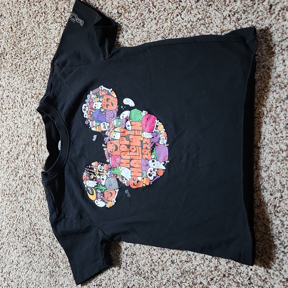 Walt Disney World Happy Halloween kids shirt size M